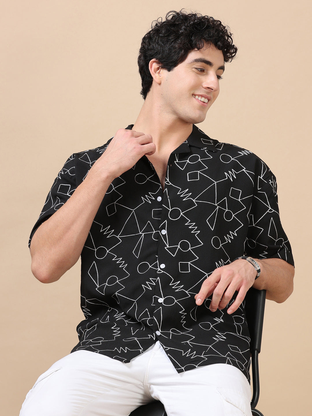 Abstract Black Embroidery Shirt Oversize Shirt Bushirt   